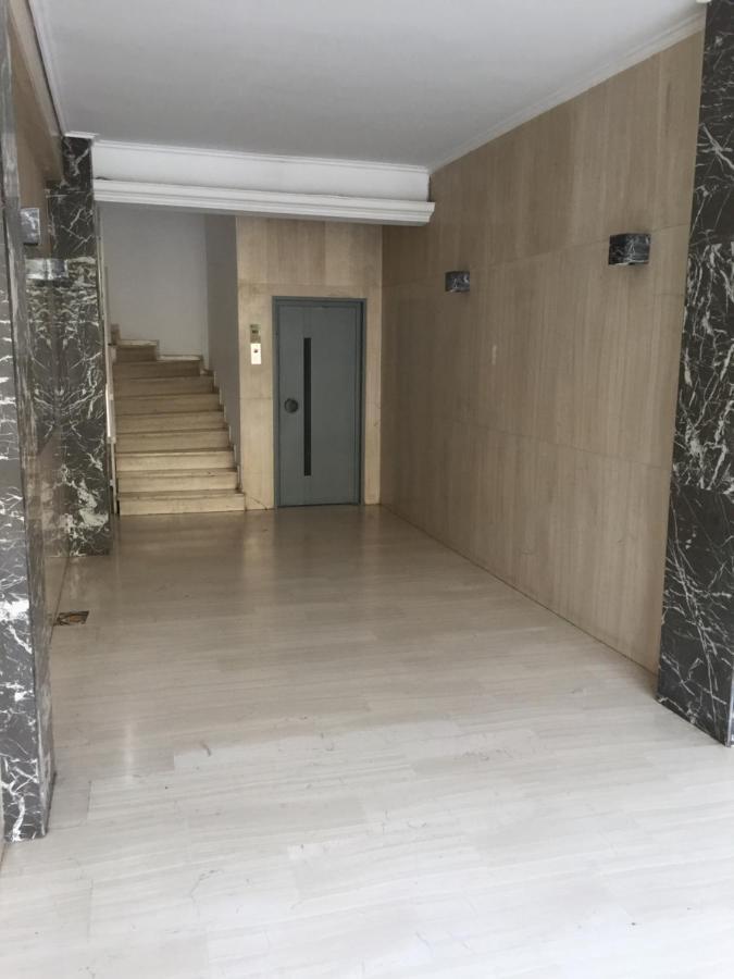 אתונה Apartment In Glyfada Center מראה חיצוני תמונה